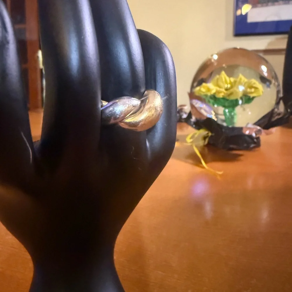 Gold Twisted Knot Ring - Picture 2 of 13